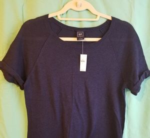 Gap short sleeve sweater size small